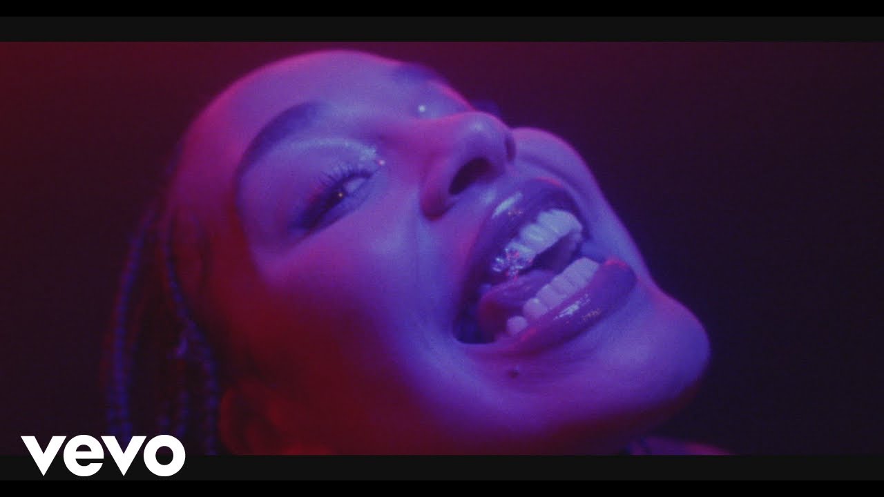 Jorja-Smith-Little-Things-Video